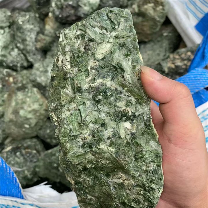 Seraphinite Rough 45-70mm