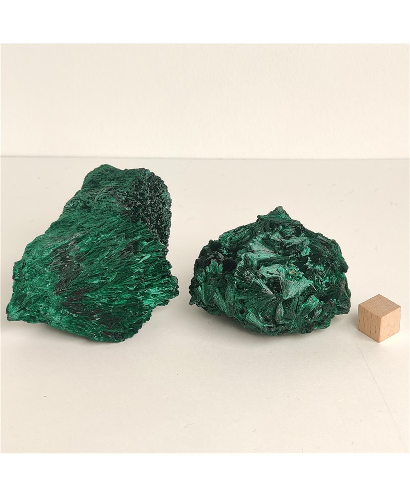 Fibrous Malachite Rough